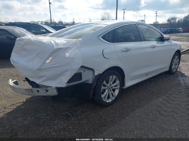 44244581 :رقم المزاد ، 1C3CCCFBXGN194181 vin ، 2016 Chrysler 200 Touring مزاد بيع