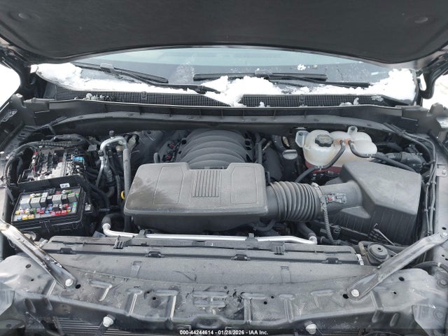 1GNS6EKDXTR101820 Chevrolet Suburban Rst