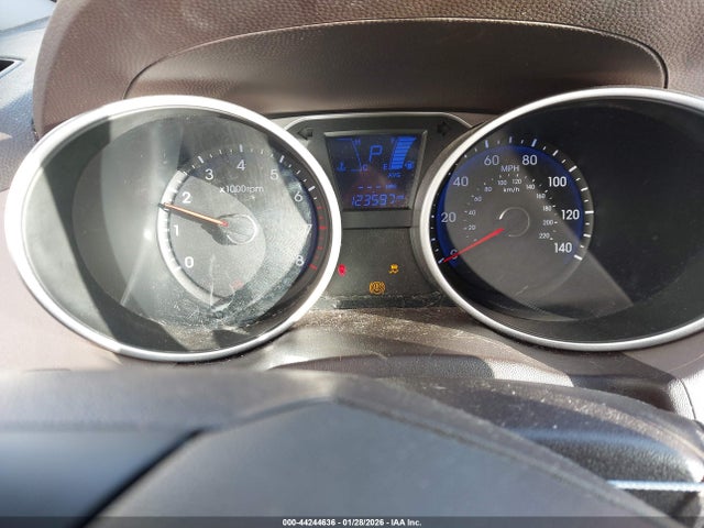 KM8JU3AG5EU917596 Hyundai TUCSON SE