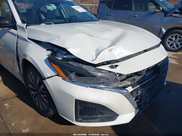 44244660 :رقم المزاد ، 1N4BL4DV5RN315850 vin ، 2024 Nissan Altima Sv Fwd مزاد بيع