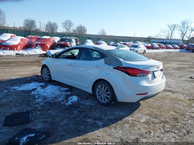 Hyundai ELANTRA SE 2015 5NPDH4AE2FH628875 Image 3
