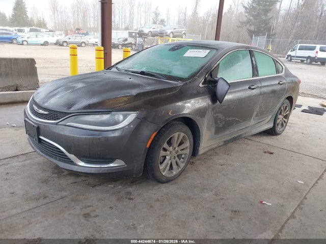 Chrysler 200 Limited 2016 1C3CCCAB3GN150384 Image 2