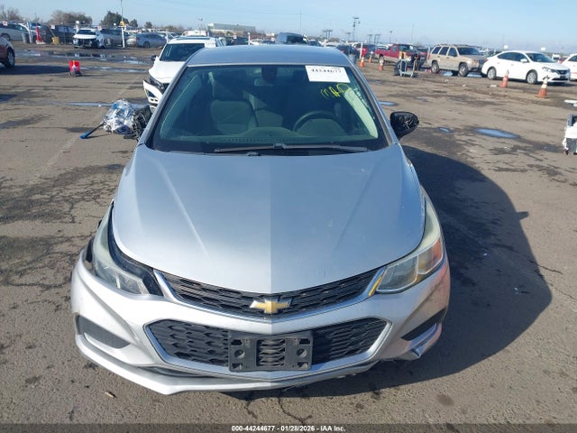 1G1BC5SM4J7144102 Chevrolet Cruze Ls Auto