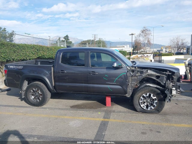 3TMCZ5AN2MM429430 Toyota Tacoma Trd Off-road