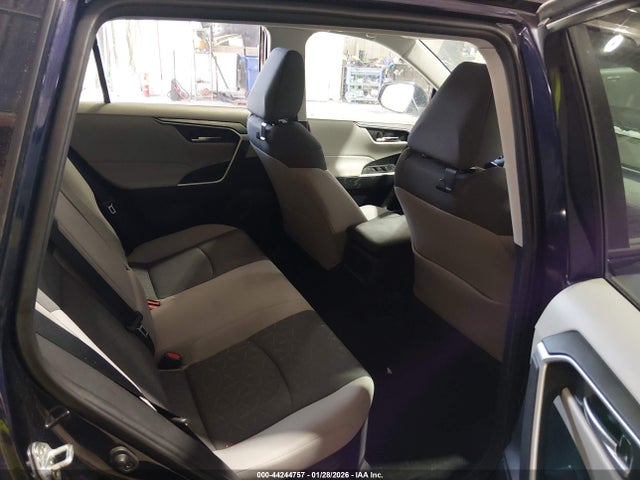 2021 TOYOTA RAV4 HYBRID 4T3RWRFV9MU018348 Photo 7