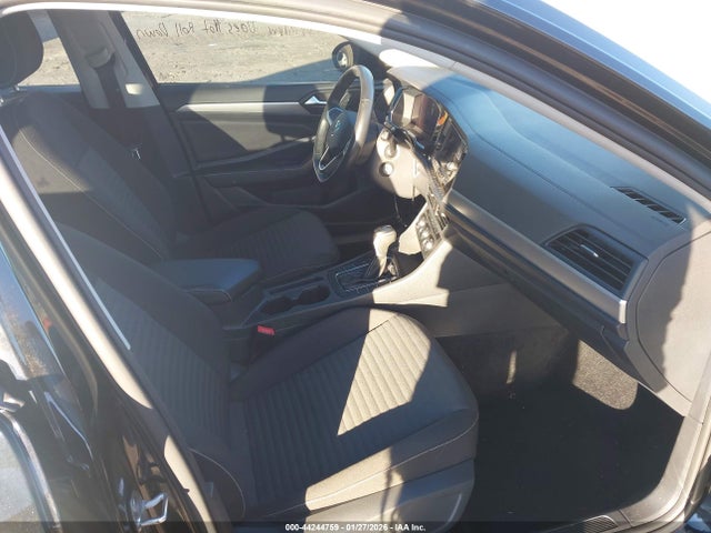 2022 VOLKSWAGEN JETTA 3VWCM7BU8NM021058 Photo 4