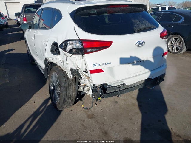 KM8J33AL6KU946102 Hyundai TUCSON SEL