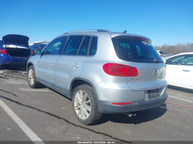2013 VOLKSWAGEN TIGUAN WVGAV3AX9DW580009 Photo 2