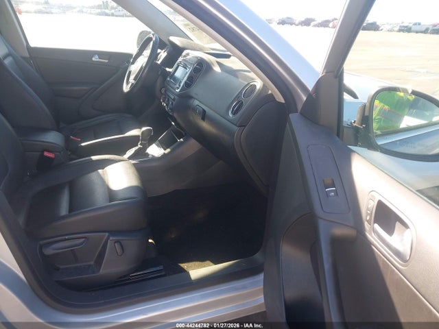2013 VOLKSWAGEN TIGUAN WVGAV3AX9DW580009 Photo 4