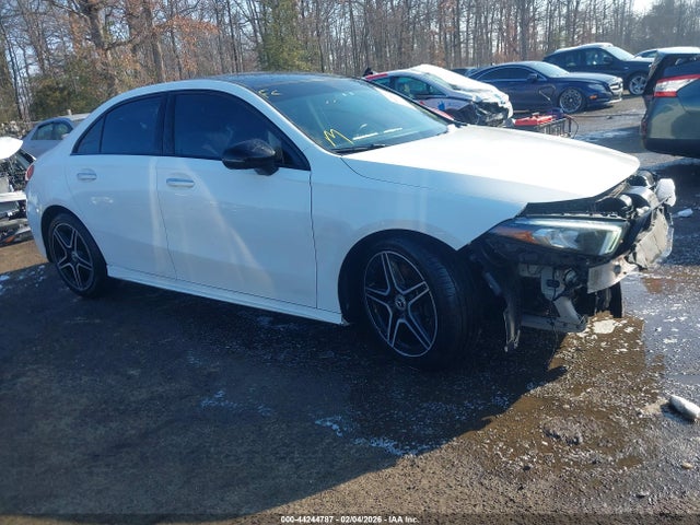2020 MERCEDES-BENZ A 220 W1K3G4FB0LJ237021
