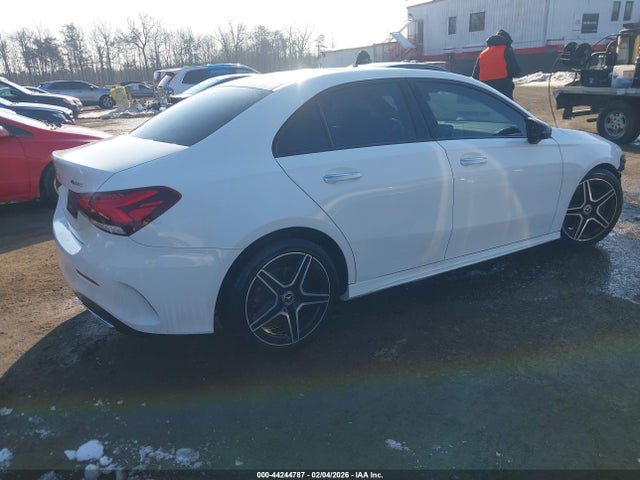2020 MERCEDES-BENZ A 220 W1K3G4FB0LJ237021 Photo 3