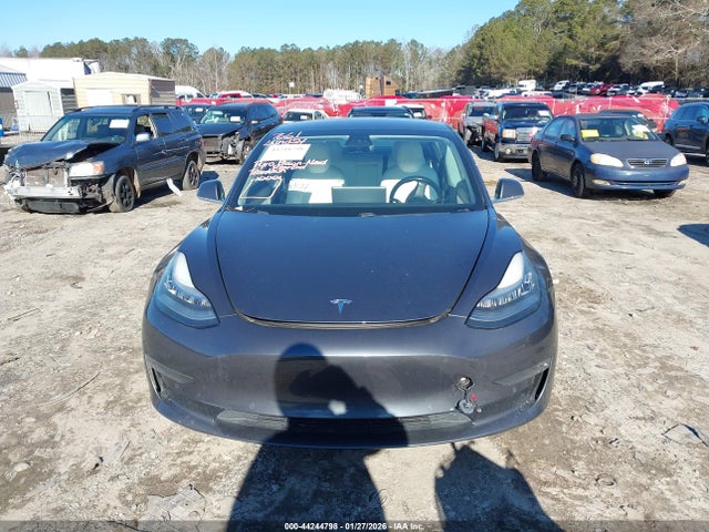Tesla Model 3 Long Range/mid Range 2018 5YJ3E1EA6JF155984 Image 12
