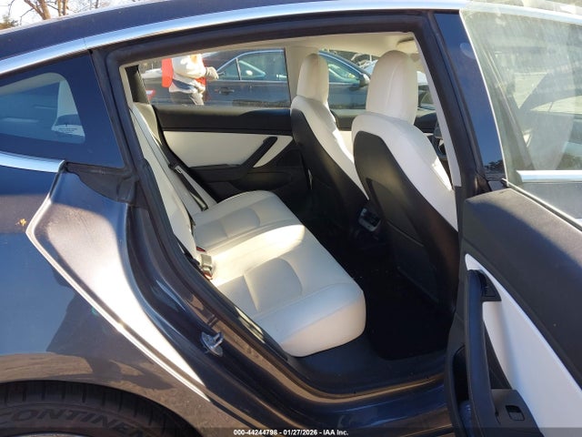 2018 TESLA MODEL 3 5YJ3E1EA6JF155984 Photo 7