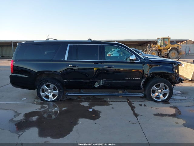 2016 Chevrolet Suburban Ltz მანქანა იყიდება აუქციონზე, vin: 1GNSCJKC0GR148174, აუქციონის ნომერი: 44244847