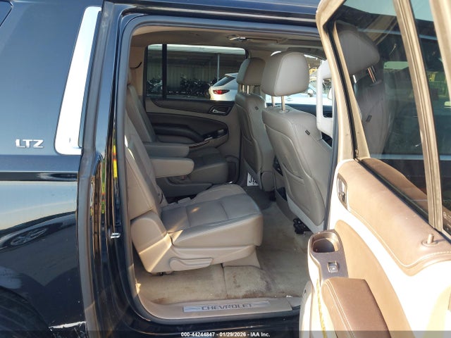2016 Chevrolet Suburban Ltz მანქანა იყიდება აუქციონზე, vin: 1GNSCJKC0GR148174, აუქციონის ნომერი: 44244847