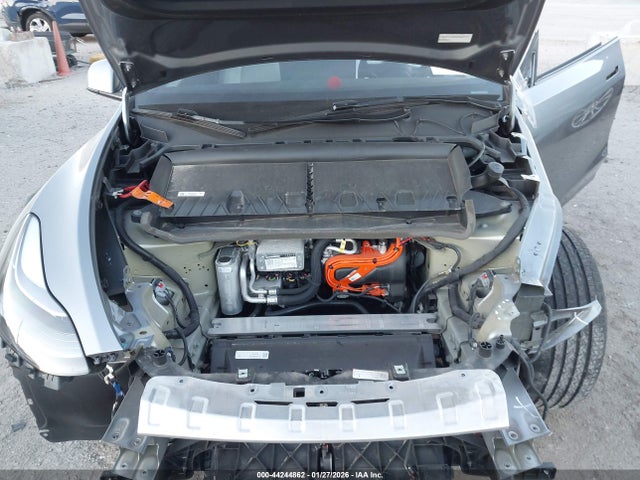 2025 TESLA MODEL Y 7SAYGDED5SA340914 Photo 9