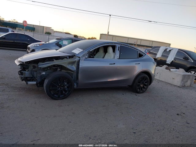 7SAYGDED5SA340914 Tesla Model Y Long Range Dual Motor Rear-wheel Drive