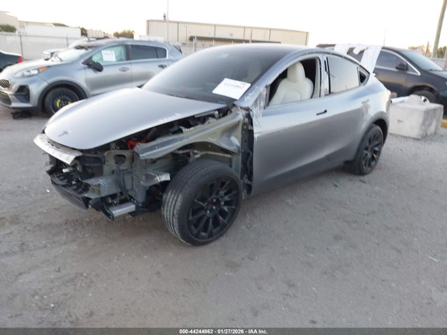 2025 TESLA MODEL Y 7SAYGDED5SA340914 Photo 1