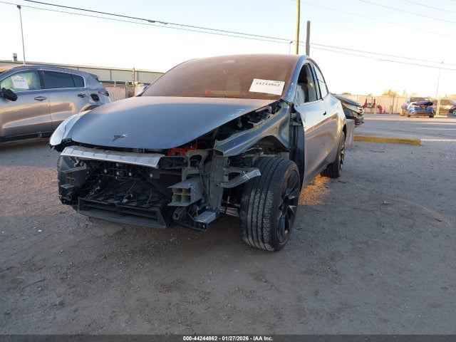 2025 TESLA MODEL Y 7SAYGDED5SA340914 Photo 5