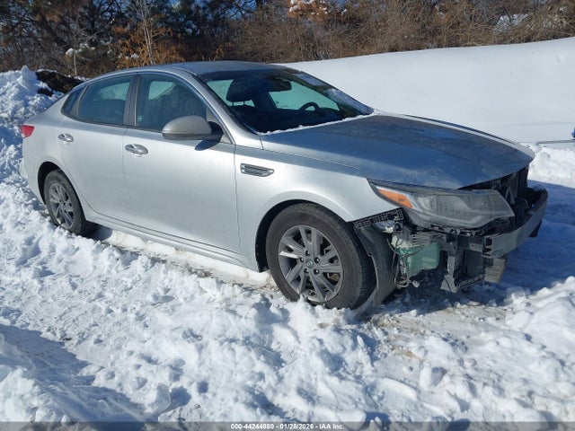 44244880 :رقم المزاد ، 5XXGT4L34KG348579 vin ، 2019 Kia Optima Lx مزاد بيع