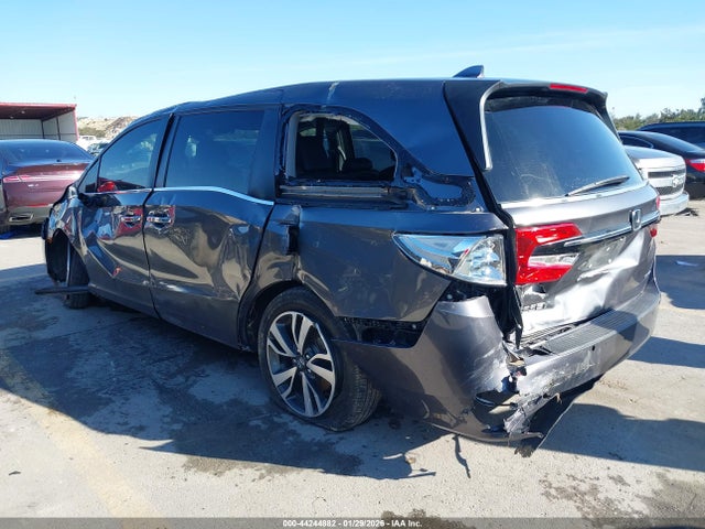 Honda Odyssey Touring 2023 5FNRL6H83PB045649 Image 3