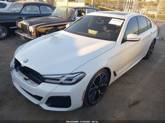 2021 BMW 530I WBA53BH09MWW99156 Photo 1