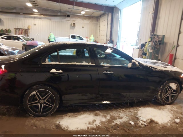 Продажа на аукционе авто 2024 Mercedes-benz C 300, vin: W1KAF4HB4RR221552, номер лота: 44244907