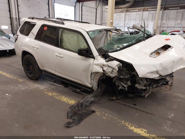 44244922 :رقم المزاد ، JTEPU5JR5R6238834 vin ، 2024 Toyota 4runner Trd Off Road مزاد بيع