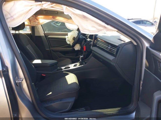 Auction sale of the 2025 Volkswagen Jetta 1.5t S, vin: 3VW5X7BU9SM032646, lot number: 44244952