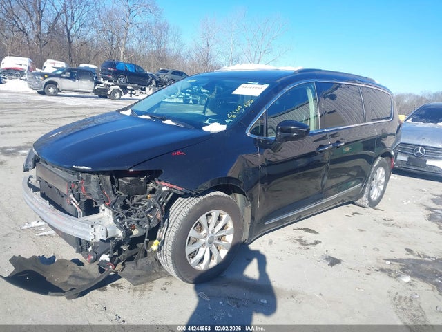Aukcja sprzedaży 2017 Chrysler Pacifica Touring-l, vin: 2C4RC1BG2HR832004, numer aukcji: 44244953