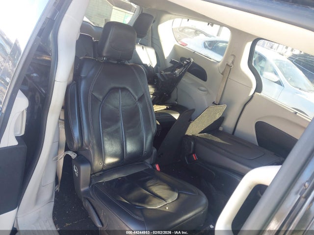 Aukcja sprzedaży 2017 Chrysler Pacifica Touring-l, vin: 2C4RC1BG2HR832004, numer aukcji: 44244953
