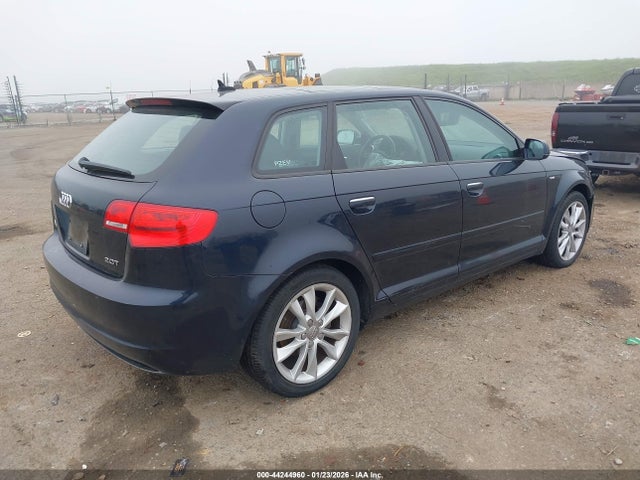 2012 AUDI A3 WAUBEAFM6CA105406 Photo 3