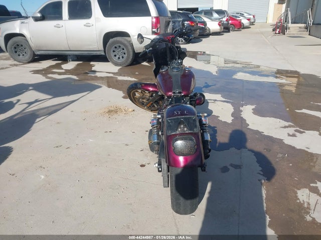 1HD1GS810HC308528 Harley-Davidson FXDLS