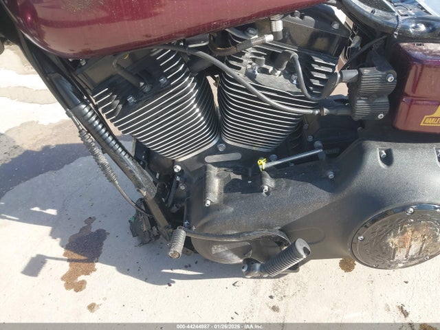 1HD1GS810HC308528 Harley-Davidson FXDLS
