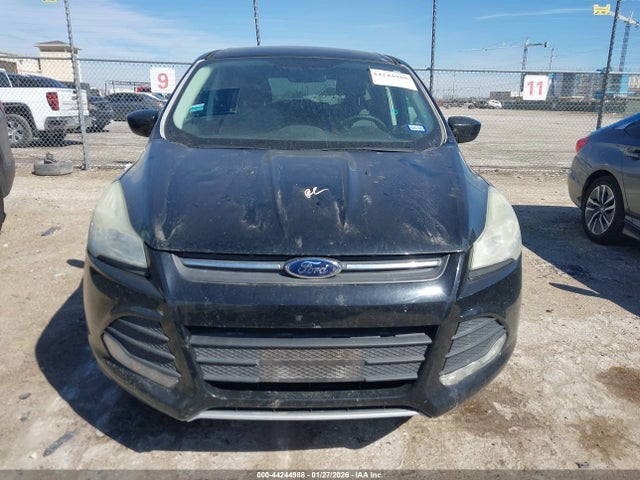 1FMCU0G78GUA44427 Ford ESCAPE SE