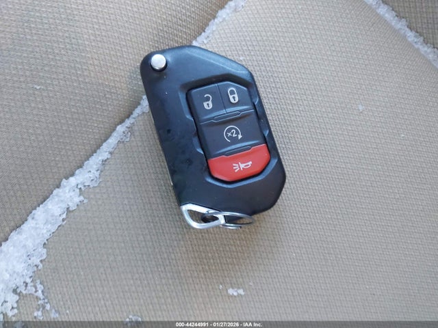 2019 JEEP WRANGLER UNLIMITED 1C4HJXEN6KW501830 Photo 10