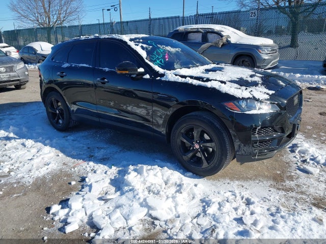 2019 JAGUAR F-PACE SADCJ2FX7KA356313 Photo 0