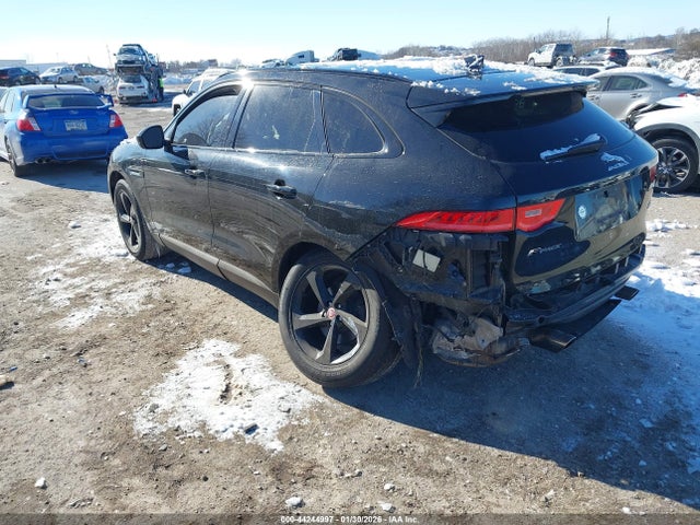 2019 JAGUAR F-PACE SADCJ2FX7KA356313 Photo 2