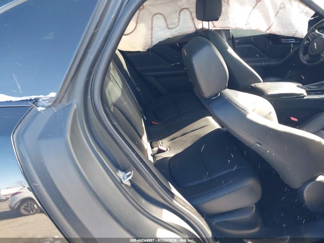 2019 JAGUAR F-PACE SADCJ2FX7KA356313 Photo 7