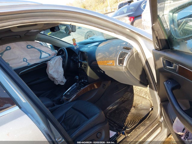 2011 AUDI Q5 WA1DKAFP5BA075516 Photo 4