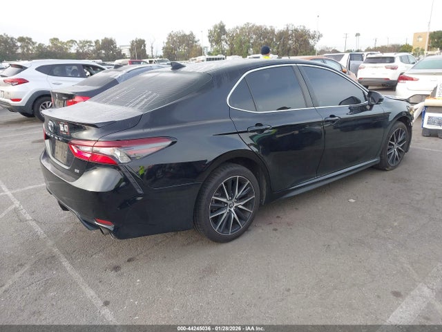 4T1G11AK1NU647231 Toyota CAMRY SE