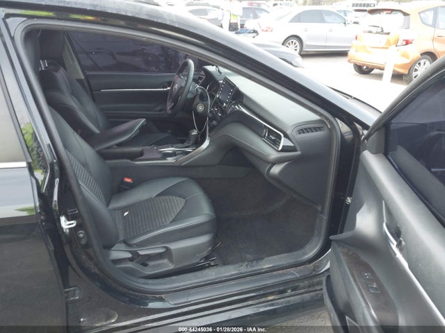 4T1G11AK1NU647231 Toyota CAMRY SE
