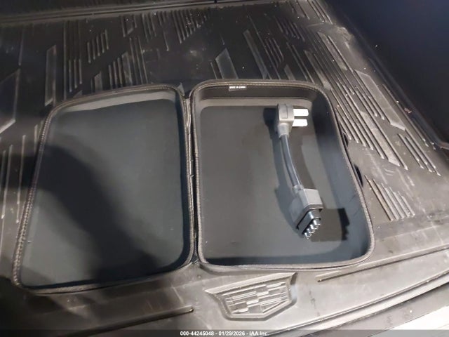 44245048 :رقم المزاد ، 1GYKPTRL5RZ118129 vin ، 2024 Cadillac Lyriq Sport W/1sf مزاد بيع