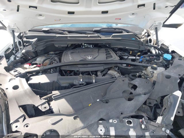2023 MASERATI GRECALE ZN682AVM5P7429147 Photo 9