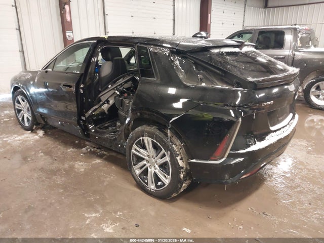 2024 CADILLAC LYRIQ 1GYKPMRL8RZ138638 Photo 2