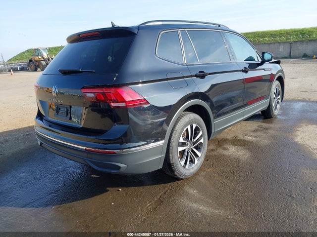 3VVRB7AX2RM019246 Volkswagen Tiguan 2.0t S