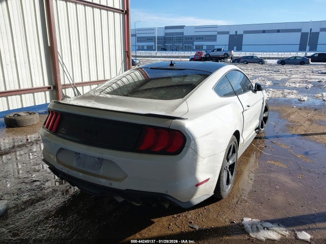 2022 FORD MUSTANG 1FA6P8CF0N5133927 Photo 3