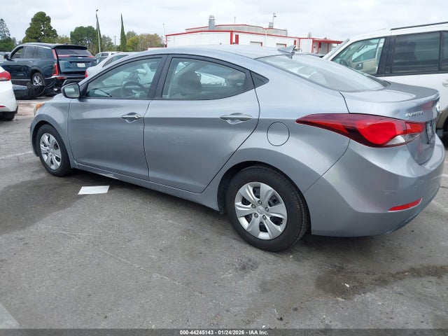5NPDH4AE4GH728509 Hyundai ELANTRA SE