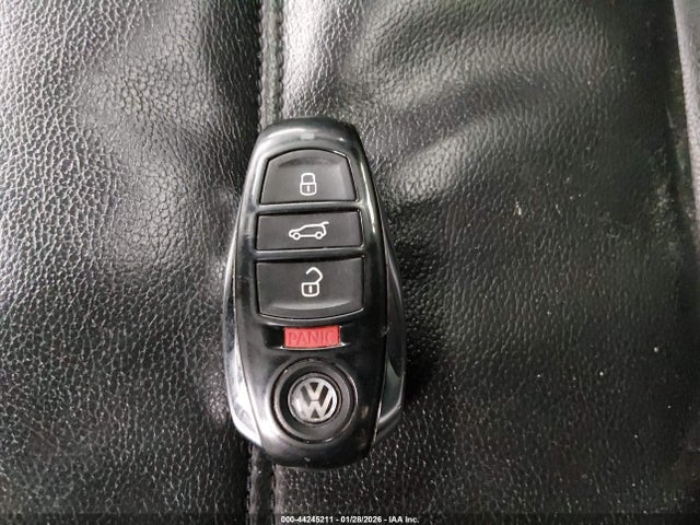 2013 VOLKSWAGEN TOUAREG WVGEF9BP5DD003845 Photo 10
