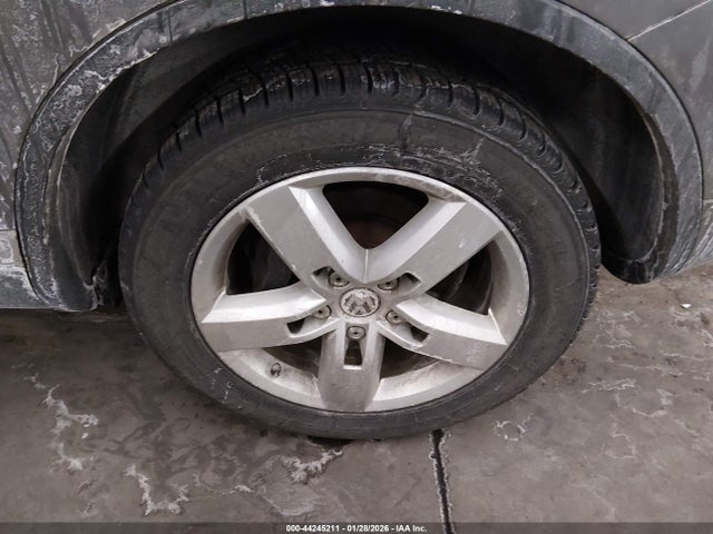 Продаж на аукціоні авто 2013 Volkswagen Touareg Vr6 Lux, vin: WVGEF9BP5DD003845, номер лоту: 44245211